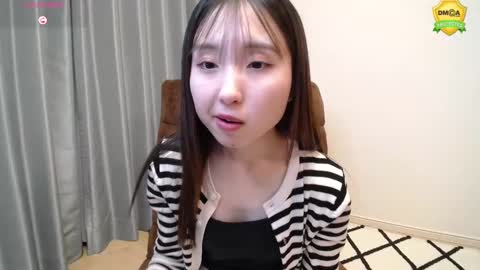 yui_x online show from 27, 2, 2025