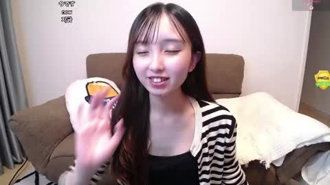 Snapshot of yui_x chatting on 25, 5, 2026 yui_x online show from 25, 5, 2026