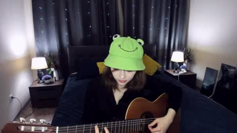 Snapshot of yukishine chatting on 2, 7, 2026 YukiShine online show from 2, 7, 2026