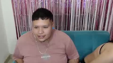 yul and val couple online show from 1, 12, 2025