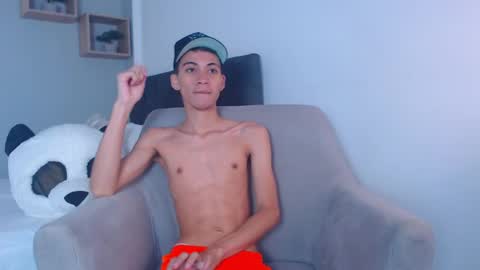 yulian_vasquez online show from 23, 2, 2025