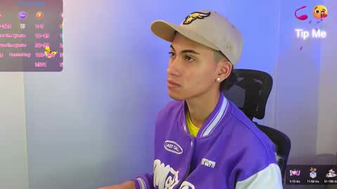 yulian_vasquez online show from 3, 10, 2025