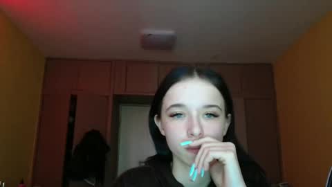 Yuliia online show from 17, 4, 2026