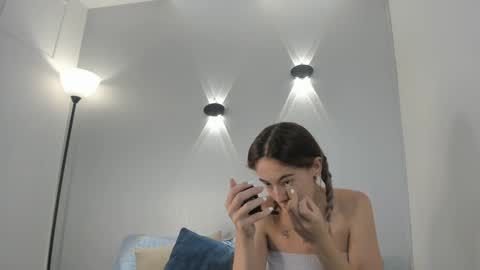 yulievans online show from 29, 1, 2025