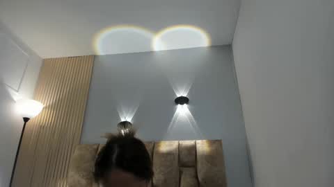 yulievans online show from 3, 3, 2025