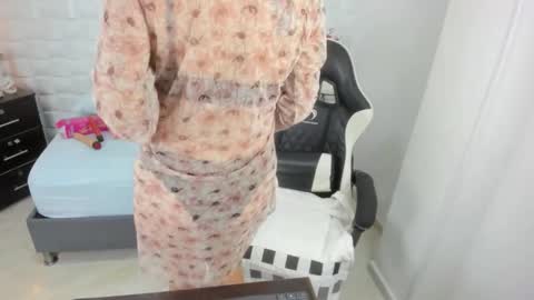 Y U L I T Z A online show from 24, 10, 2025