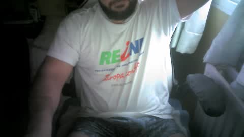 Snapshot of yulius_7 chatting on 29, 10, 2025 yulius_7 online show from 29, 10, 2025