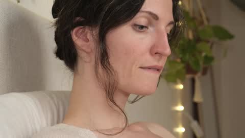 yulla dao online show from 31, 1, 2025