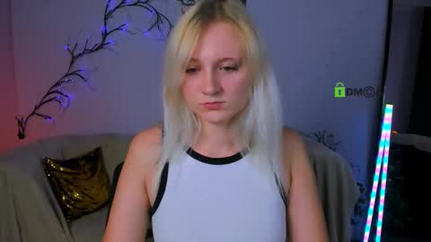 Snapshot of yume_sakura_ chatting on 23, 9, 2025 yume_sakura_ online show from 23, 9, 2025