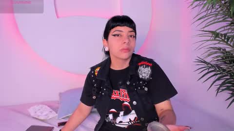 YUMEKO  online show from 23, 9, 2025