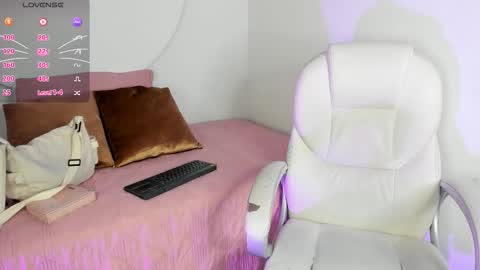 YUMEKO  online show from 14, 11, 2025