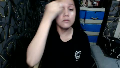 yumi online show from 22, 11, 2025