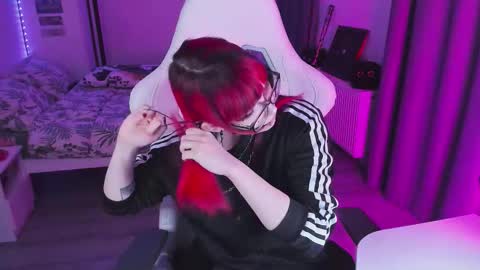 Yumi 3 online show from 2, 2, 2026