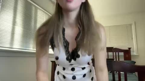 Snapshot of yumiandwolf chatting on 30, 10, 2025 yumiandwolf online show from 30, 10, 2025