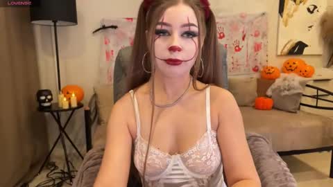 Yummy Jane online show from 31, 10, 2025