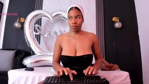 Snapshot of yummyduo chatting on 3, 5, 2026 Yummyduo online show from 3, 5, 2026