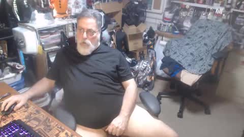 yummyflguy online show from 17, 4, 2026