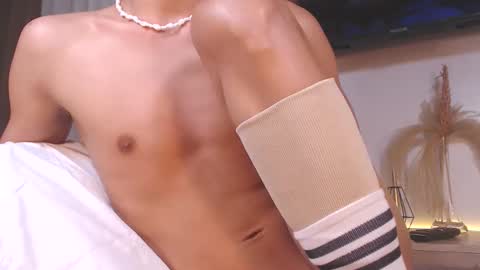 Justine online show from 22, 9, 2025