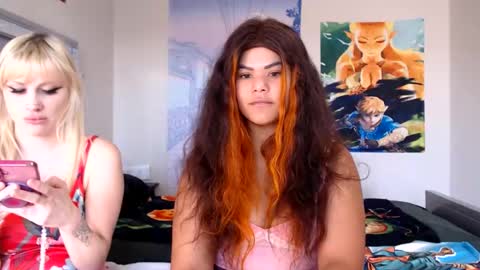 Snapshot of yummyswirl_2963 chatting on 24, 11, 2025 Milky wayyy online show from 24, 11, 2025