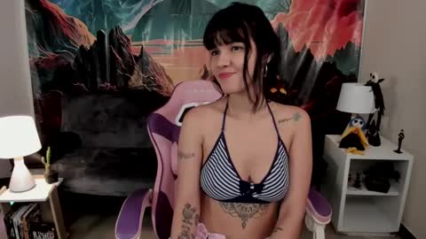 Yuna online show from 13, 10, 2025