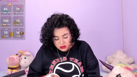 yunahott_ online show from 4, 2, 2025