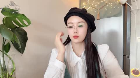 YunEr online show from 19, 2, 2025