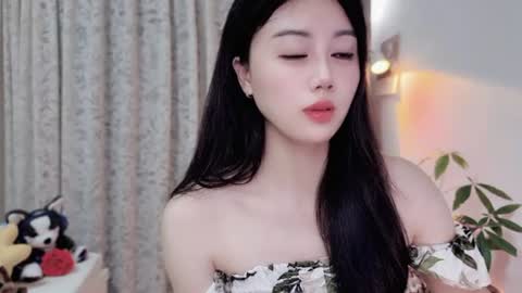 Snapshot of yuner0715 chatting on 26, 6, 2026 YunEr online show from 26, 6, 2026