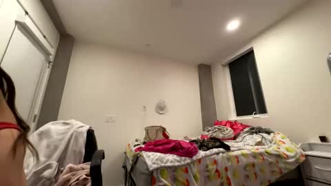 Snapshot of yungfemslut chatting on 28, 10, 2025 BbyTSSLut online show from 28, 10, 2025