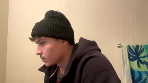 yungstudbev online show from 23, 12, 2024