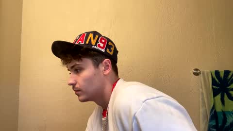 yungstudbev online show from 8, 1, 2025