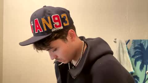 yungstudbev online show from 15, 1, 2025