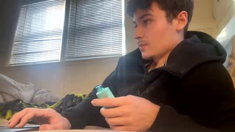 yungstudbev online show from 28, 1, 2025