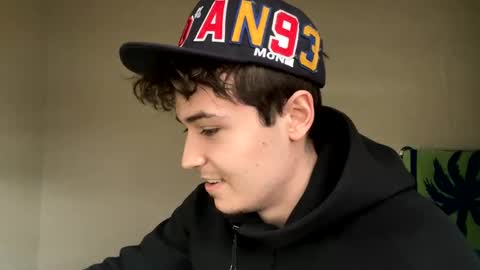 yungstudbev online show from 11, 2, 2025