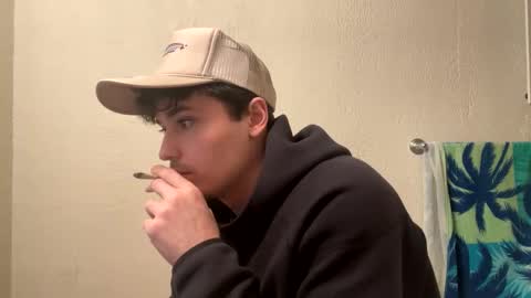 yungstudbev online show from 14, 2, 2025