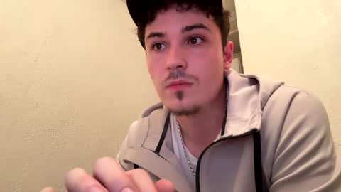 yungstudbev online show from 23, 9, 2025