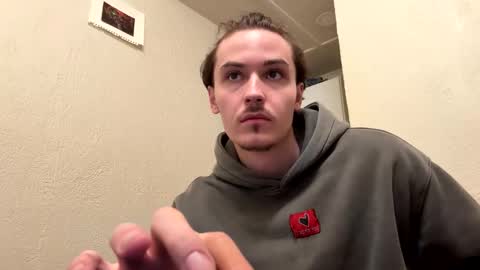 yungstudbev online show from 8, 1, 2026