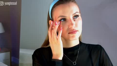 Snapshot of yungtessa chatting on 25, 5, 2026 Tessa online show from 25, 5, 2026