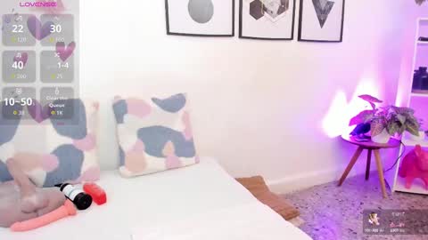 Yunna online show from 10, 10, 2025