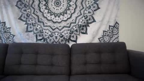 yurdreams_22 online show from 21, 10, 2025