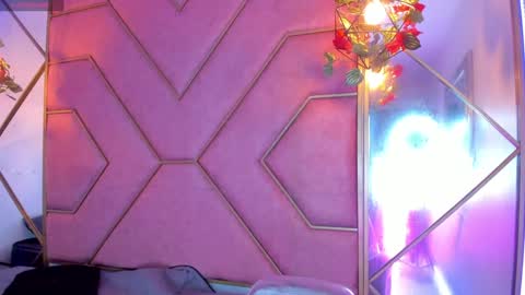 Yuri Stars online show from 3, 2, 2025