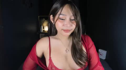 Snapshot of yuriefoster chatting on 13, 10, 2025 Yurie online show from 13, 10, 2025