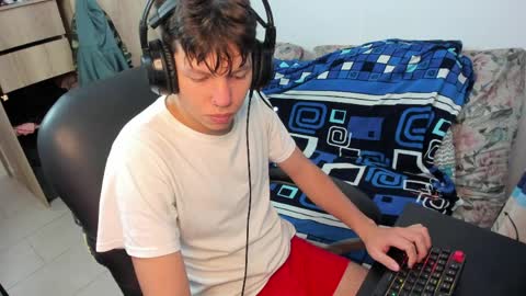 yurii_moody online show from 10, 4, 2026