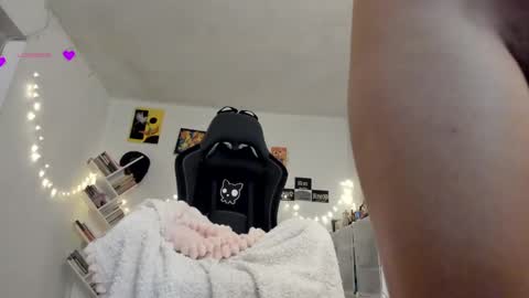 paola online show from 6, 3, 2025