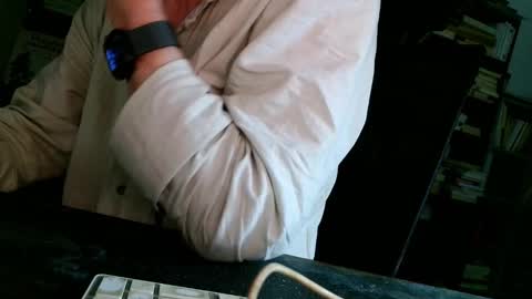 yvanbonar181018 online show from 2, 10, 2025