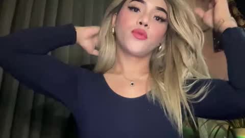 Snapshot of yvonne_guidotti chatting on 4, 5, 2026 Miss Cali online show from 4, 5, 2026