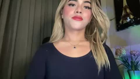 Snapshot of yvonne_guidotti chatting on 7, 5, 2026 Miss Cali online show from 7, 5, 2026