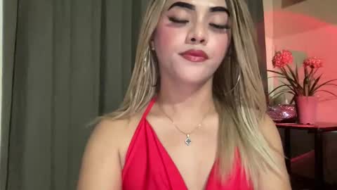 Snapshot of yvonne_guidotti chatting on 10, 5, 2026 Miss Cali online show from 10, 5, 2026