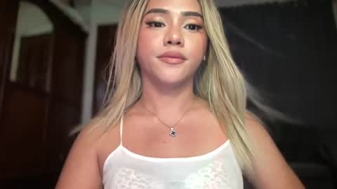 Snapshot of yvonne_guidotti chatting on 31, 7, 2026 Miss Cali online show from 31, 7, 2026