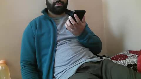 Snapshot of yxxtxxdentyk chatting on 14, 11, 2025 Bi BearXXX online show from 14, 11, 2025