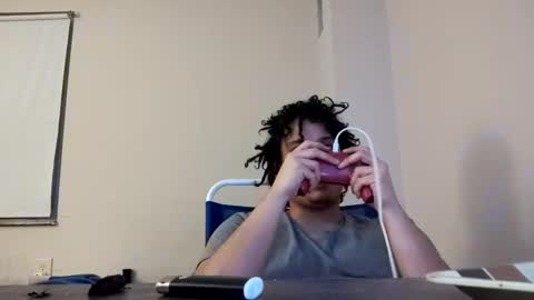 Snapshot of zac_hudsin chatting on 21, 1, 2025 Zac Hudsin online show from 21, 1, 2025